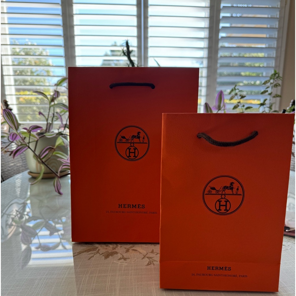 Hermes paper bag